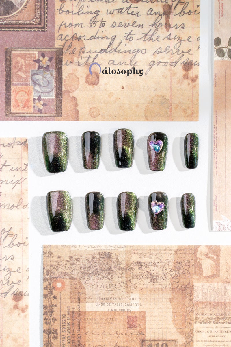 Nailosophy أظافر جل مضغوطة يدوية الصنع بتصميم جالاكسي عين القط مع سحر القلب | شكل كوفين - Image 2